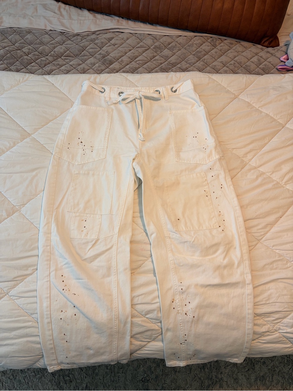 Barrel-Leg Utility Pants in White